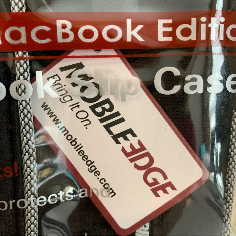 Mobile Edge Black Neoprene Notebook Case for Mac 13.3